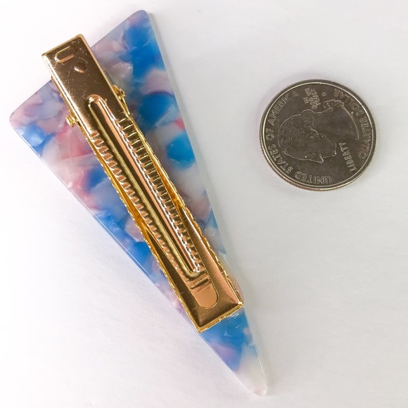 🔴5/$15⚠️𝗖𝗟𝗘𝗔𝗥𝗔𝗡𝗖𝗘⚠️Blue Hair Clip NEW - Picture 6 of 13